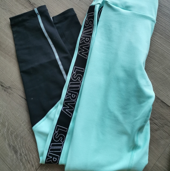 Scrunch Booty High waist Ryderwear leggings - Picture 2 of 5